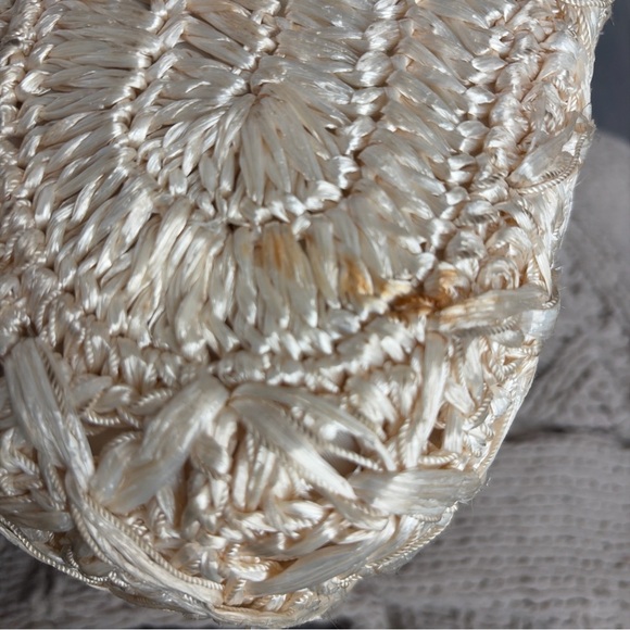 Vintage 1960’s straw raffia gold frame kiss lockWoven Straw Cream Top-Handle Bag - Picture 3 of 6